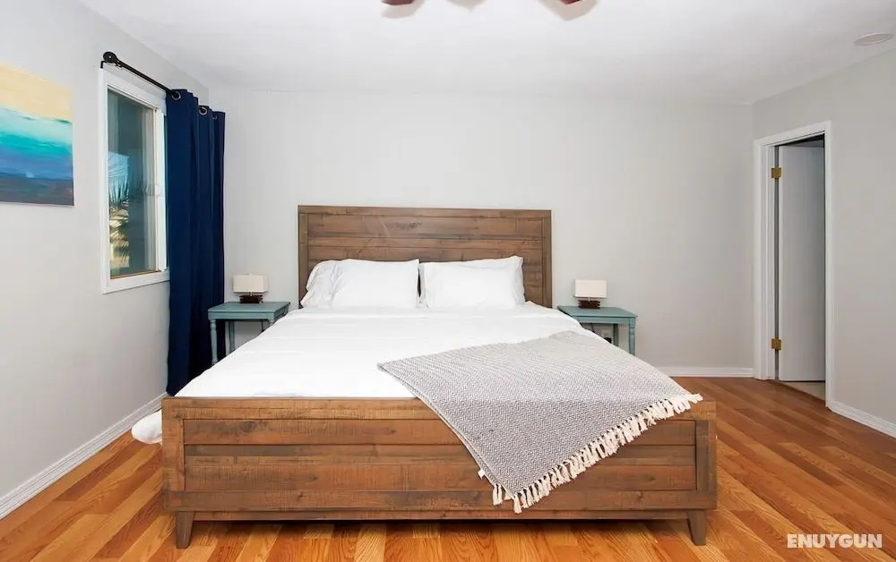 Beach Paradise 4 Bedroom Pool House - Oda