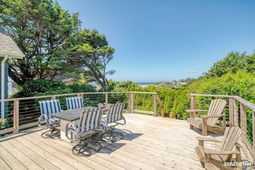 Beach Pines Bungalow by Avantstay Classic Cottage Steps to the Beach w/ Private Yard - Öne Çıkan Resim