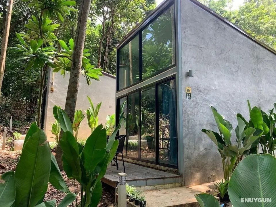 BeachBox KohChang - Öne Çıkan Resim