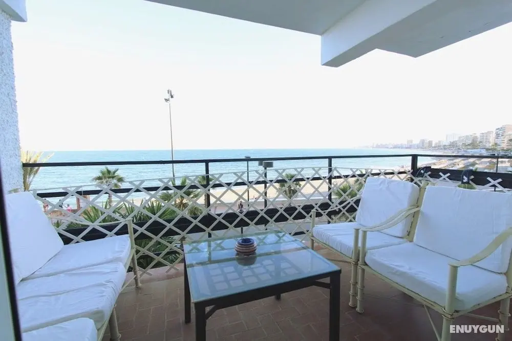 Beachfront Bliss in Fuengirola - Öne Çıkan Resim