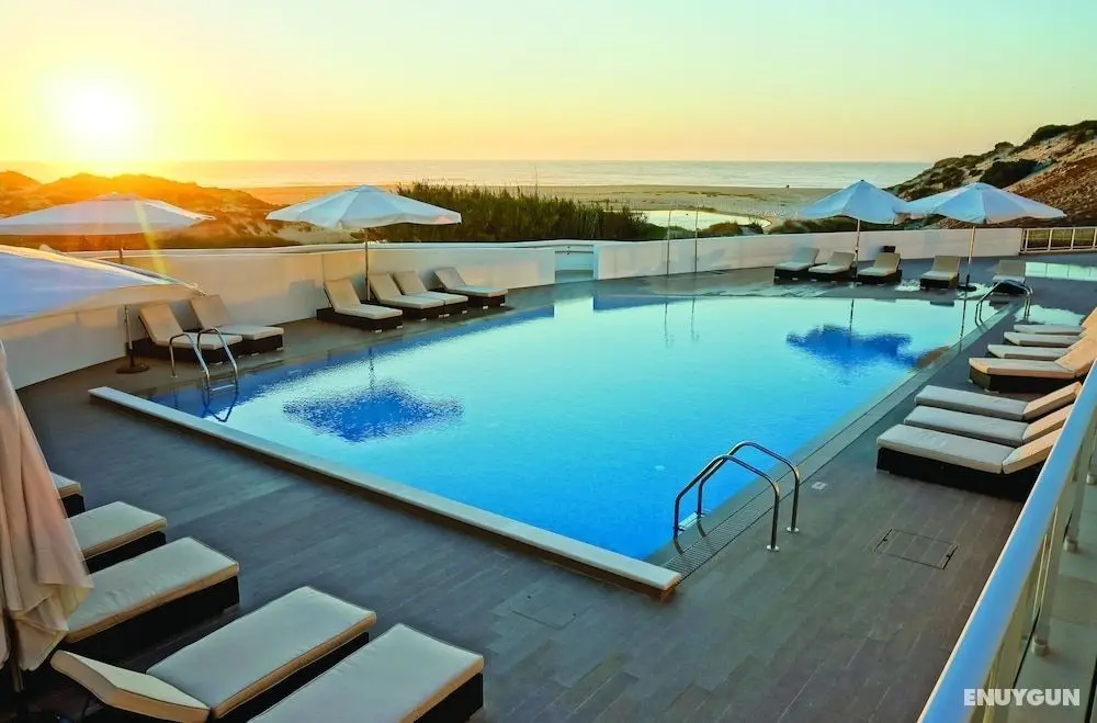 The Beachfront Praia D'el Rey Golf & Beach Resort - Öne Çıkan Resim