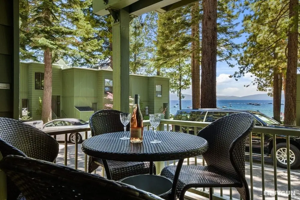 Beachfront Ski Cabin - Öne Çıkan Resim