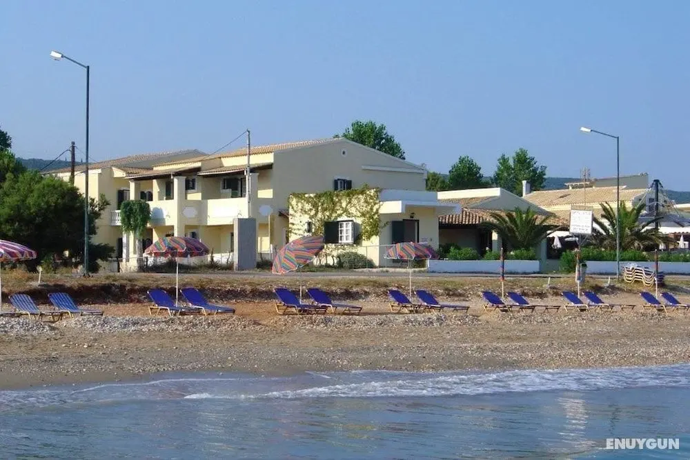 BeachFrontSalvanos - Öne Çıkan Resim