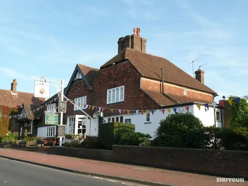 The Bear Inn and Burwash Motel - Öne Çıkan Resim