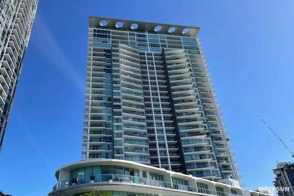 Beautiful 1 Bedroom Gold Coast Retreat With Free Parking - Dış Mekan