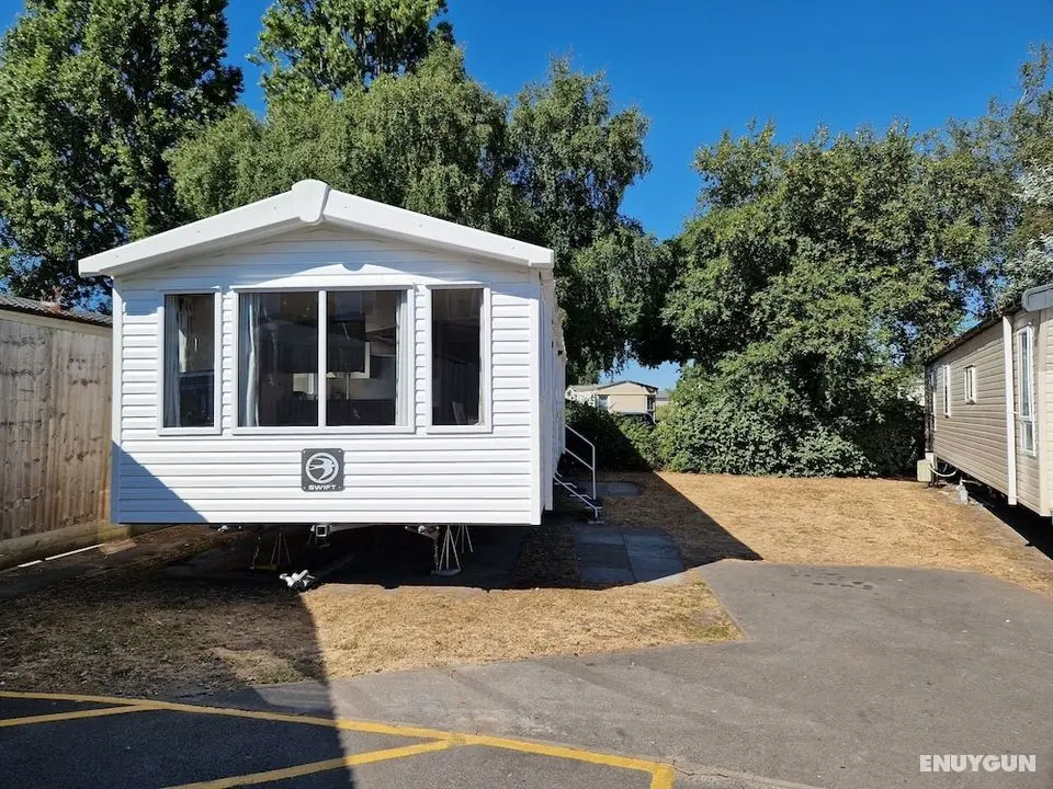 Beautiful 3-bed Caravan at Rockley Park Poole - Öne Çıkan Resim