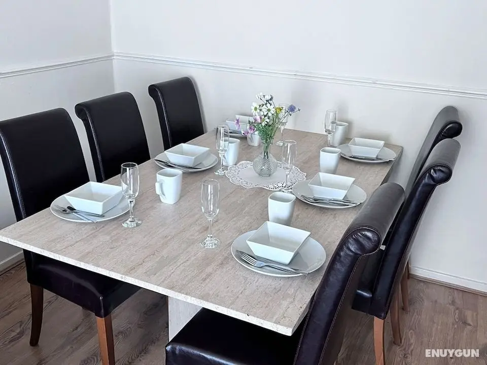 Beautiful 3-bed House in High Wycombe - Öne Çıkan Resim