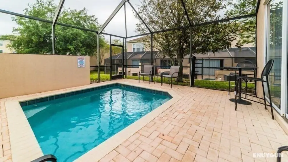 Beautiful 3 Bed Town Home With South Facing Pool - Havuz