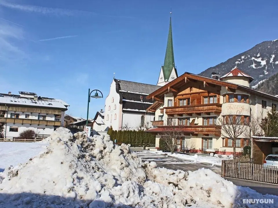 Beautiful Apartment in Kaltenbach With Sauna - Dış Mekan