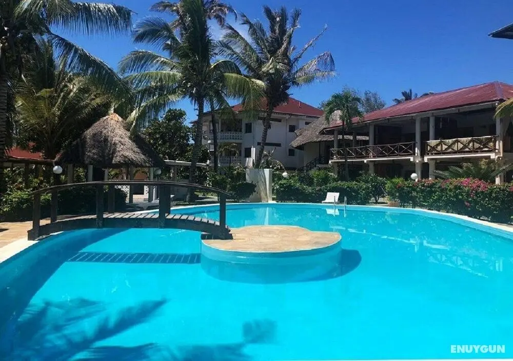 Beautiful Ascot Residence Right on White Sandy Beach - Öne Çıkan Resim