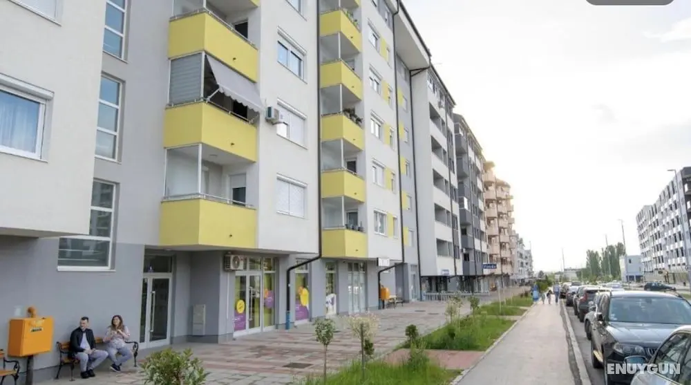 Beautiful Athena Apartment Located in Lukavica - Dış Mekan