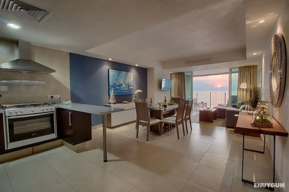 Beautiful Condo at Grand Venetian - Öne Çıkan Resim