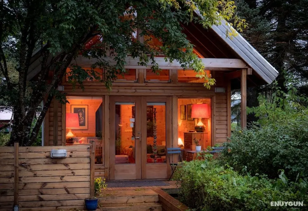 Beautiful Cozy Cottage - Öne Çıkan Resim