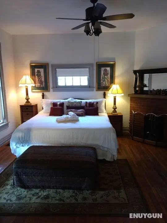 Beautiful Downtown Indy Guest Homes - Öne Çıkan Resim