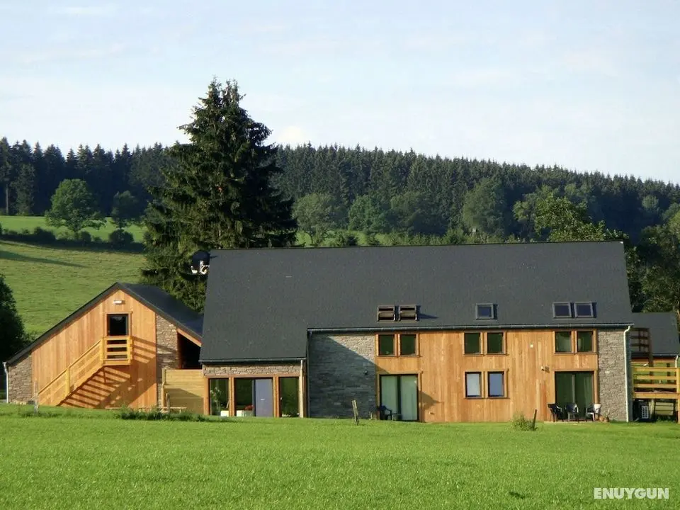 Beautiful Villa with Heated Outdoor Pool, Sauna, Hot Tub in Forest - Öne Çıkan Resim