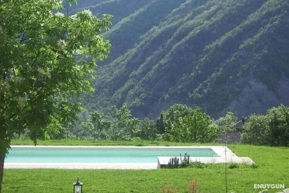 Beautiful Holiday Home in Imola With Pool - Öne Çıkan Resim