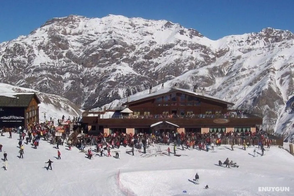 Beautiful Holiday Home in Livigno Italy Near Ski Area - Konum Öne Çıkanlar