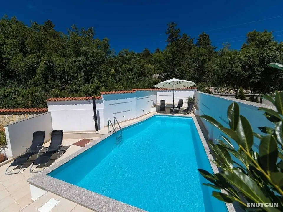 Beautiful Home With Private Pool, Roof Terrace and Summer Kitchen - Havuz