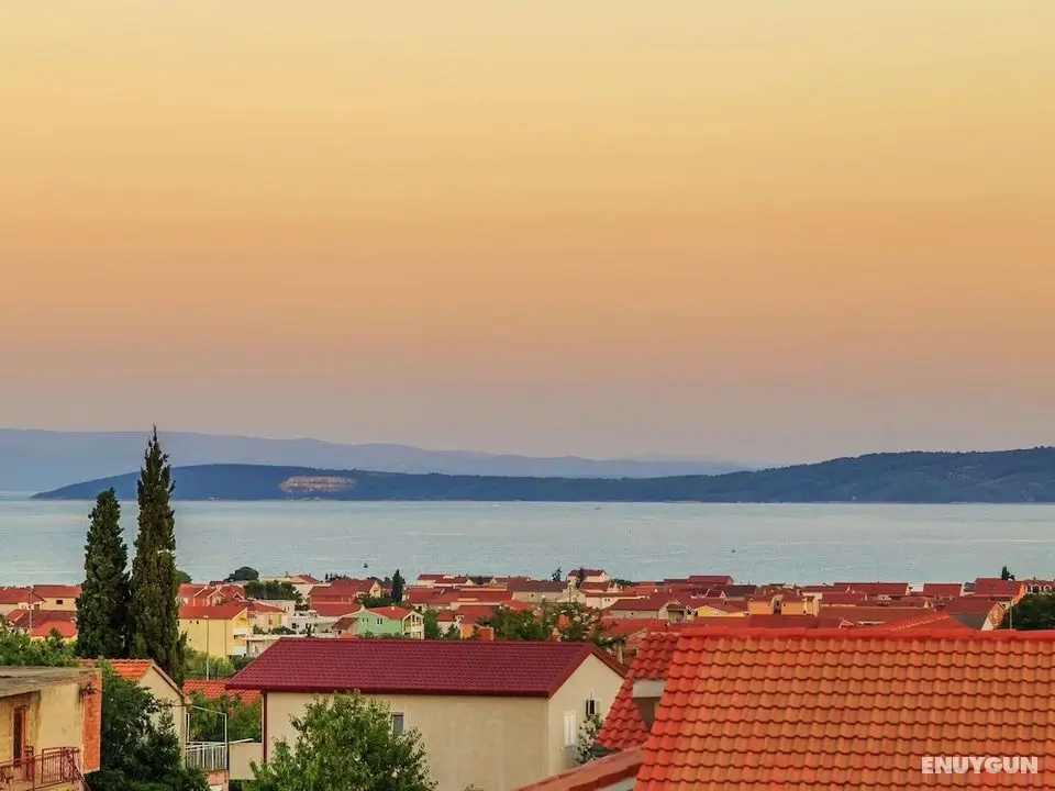 Beautiful Villa in Kaštel Novi With Pool - Konum Öne Çıkanlar