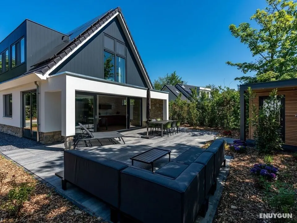 Beautiful Luxurious Villa Situated in Den Burg - Öne Çıkan Resim