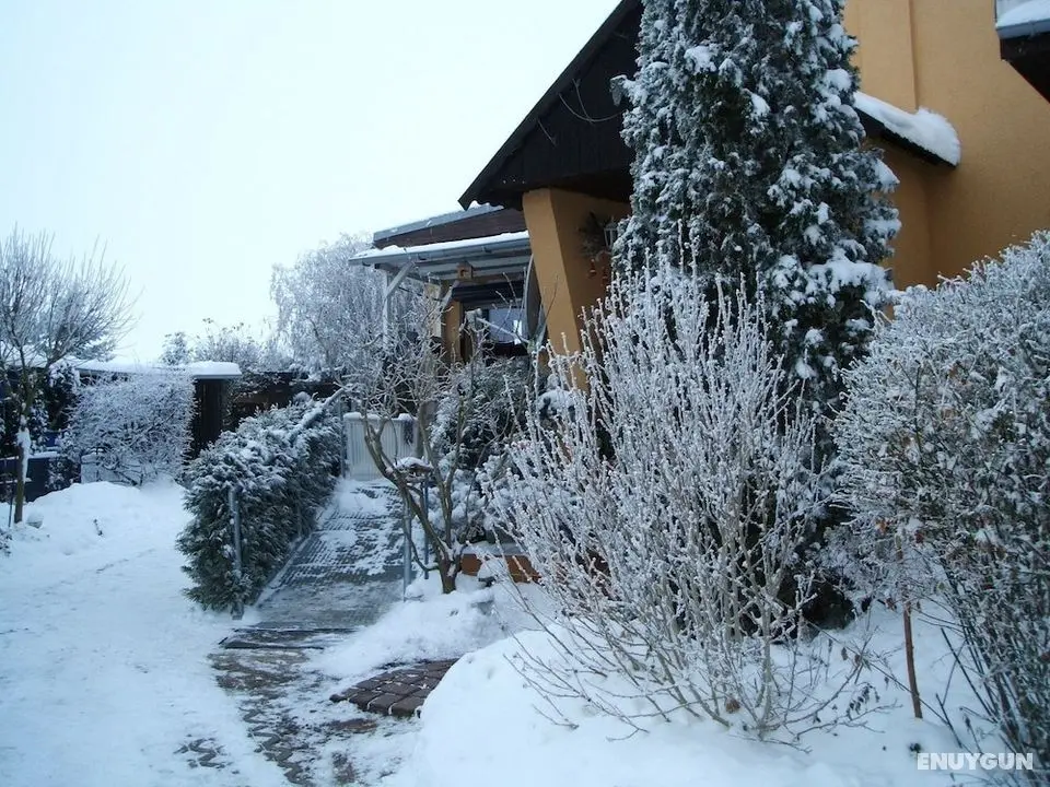Beautiful Mansion in Gorow With Terrace and Fenced Garden - Öne Çıkan Resim