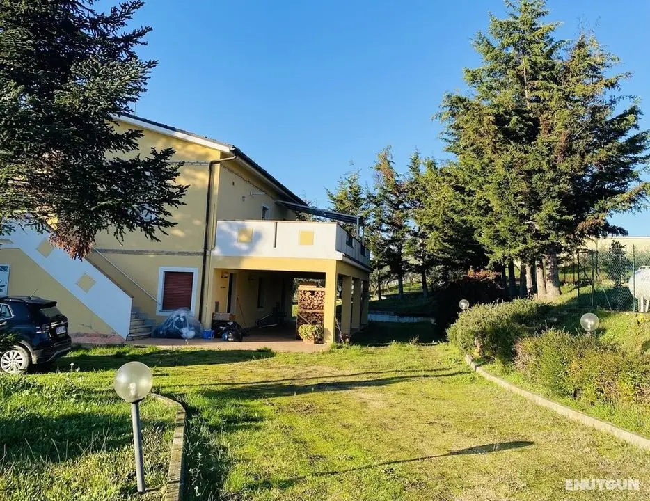Beautiful Mountain View Home in Castilenti - Dış Mekan
