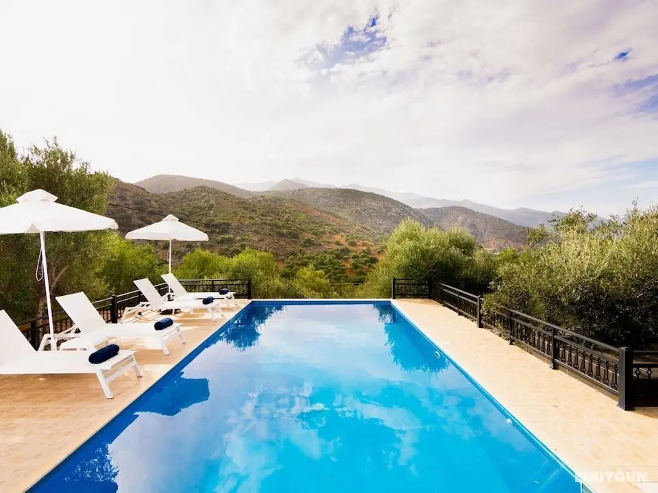 Beautiful Villa Near Sea in Epano Sisi - Öne Çıkan Resim