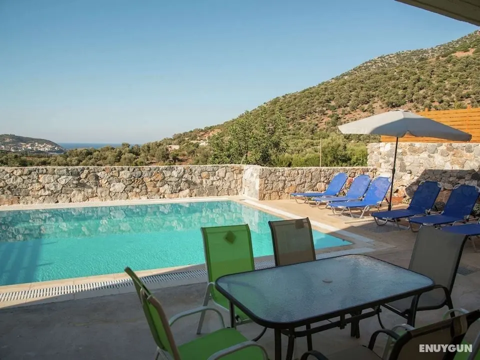 Beautiful new Stone Villa, Large Private Pool, Privacy, View of bay Bali, NW - Öne Çıkan Resim