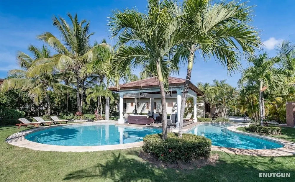 Beautiful Villa with Pool Gym and Maid - Öne Çıkan Resim