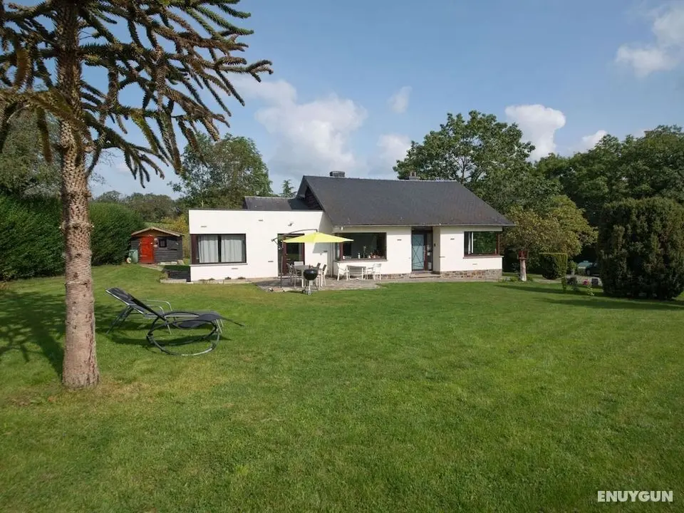 Beautiful and Spacious Holiday Home With Pétanque Court and Countryside Views - Öne Çıkan Resim
