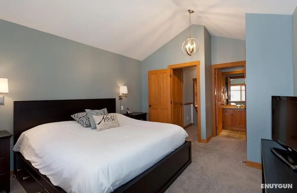 Beautifully Renovated, Fantastic Views Ski In/out 3 Beds - Mountain Star - Oda
