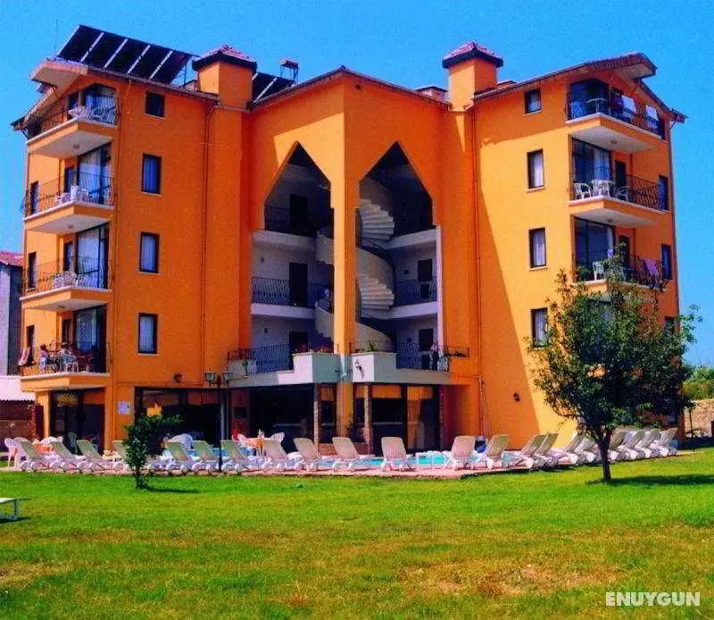Begonville Apart - Dış Mekan