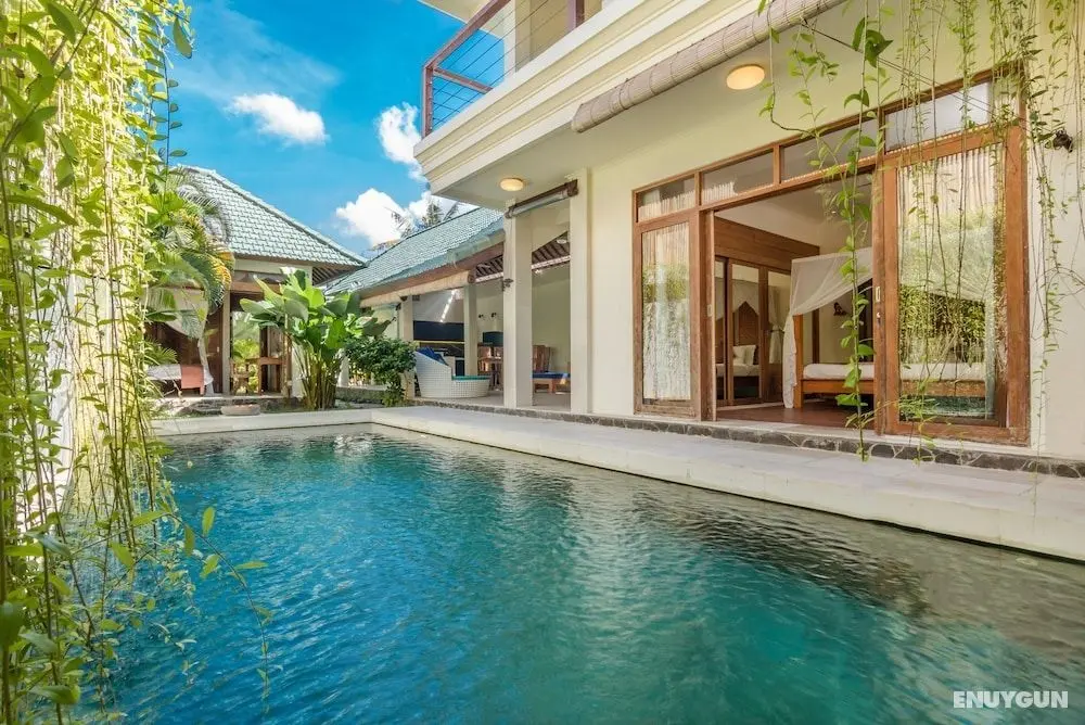 Villa Beji Seminyak - Havuz