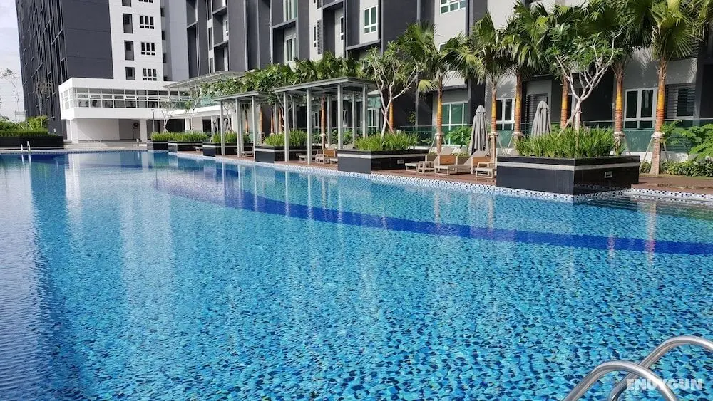 BekvämHome Impiria Residensi Klang - Öne Çıkan Resim