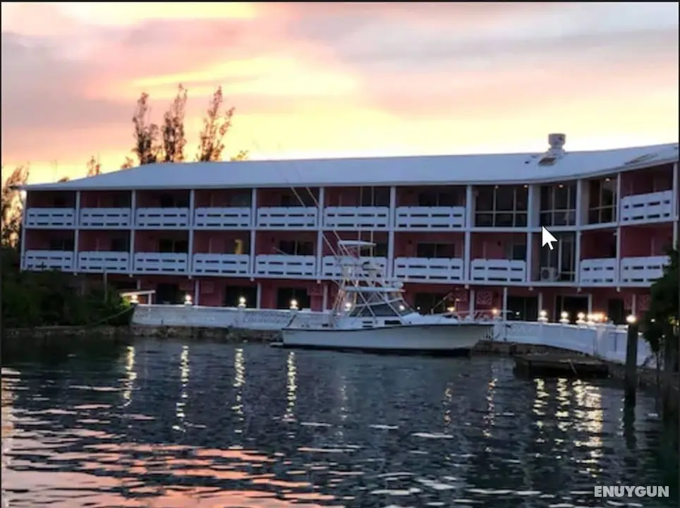 Bell Channel Inn Hotel & Scuba Diving Retreat - Dış Mekanlar