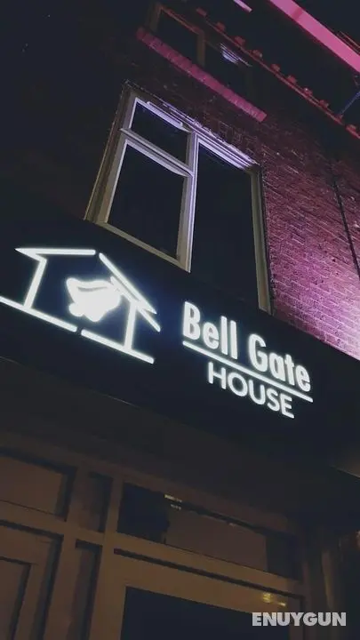 The Bell Gate House - Öne Çıkan Resim