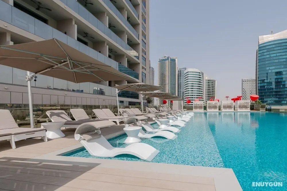 Bespoke Residence - Luxury Studio Apt - Havuz