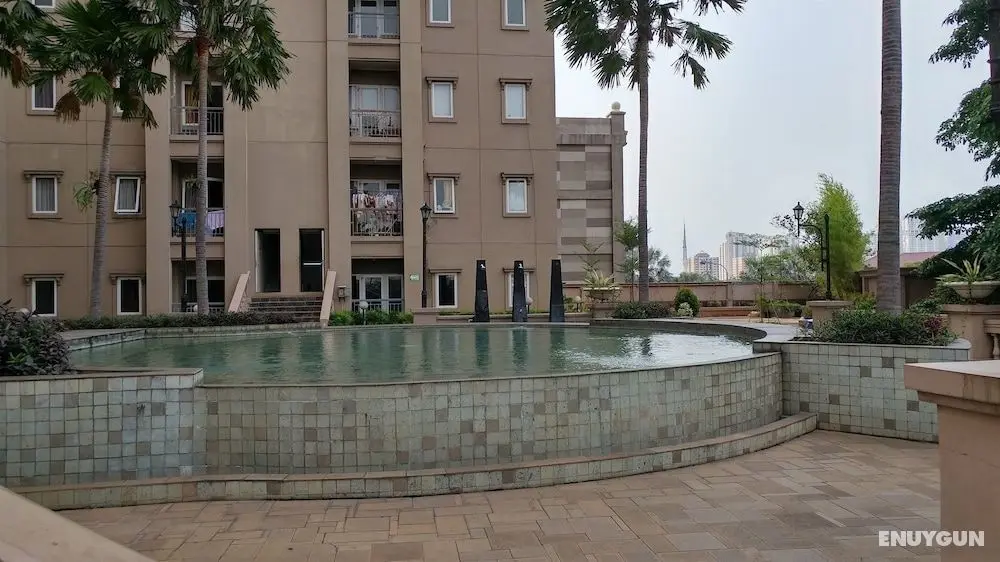Best of the Best 3BR Apartment Grand Palace/Pallazo Kemayoran - Havuz