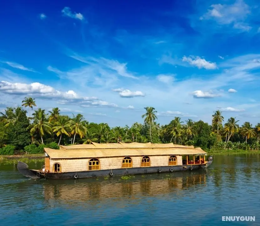 Best Luxury Houseboat Kerala - Oda