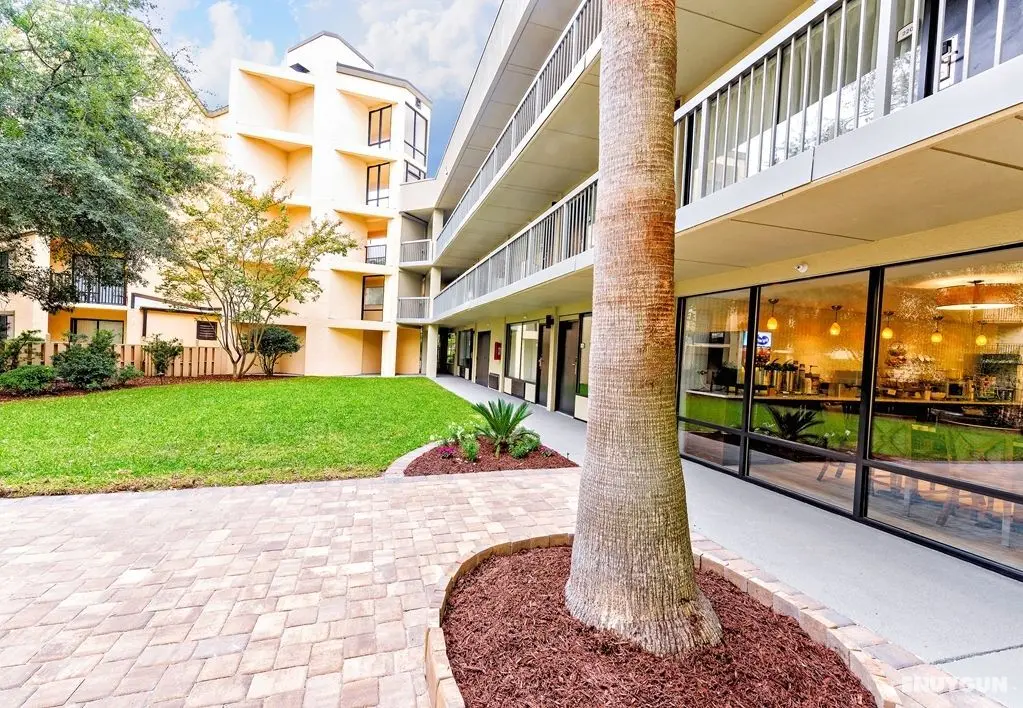 BEST WESTERN Ocean Breeze Inn - Genel