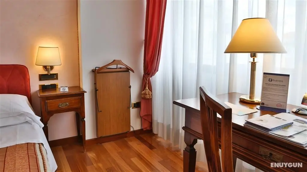BEST WESTERN Hotel Plaza - Oda