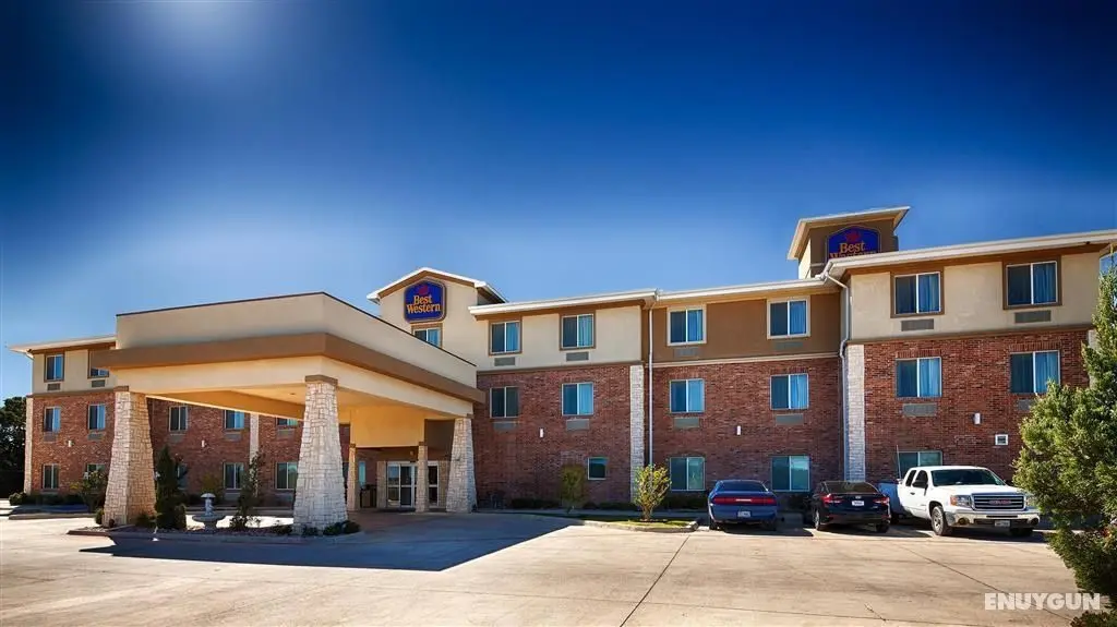 Best Western Plus Bowie Inn & Suites - Genel