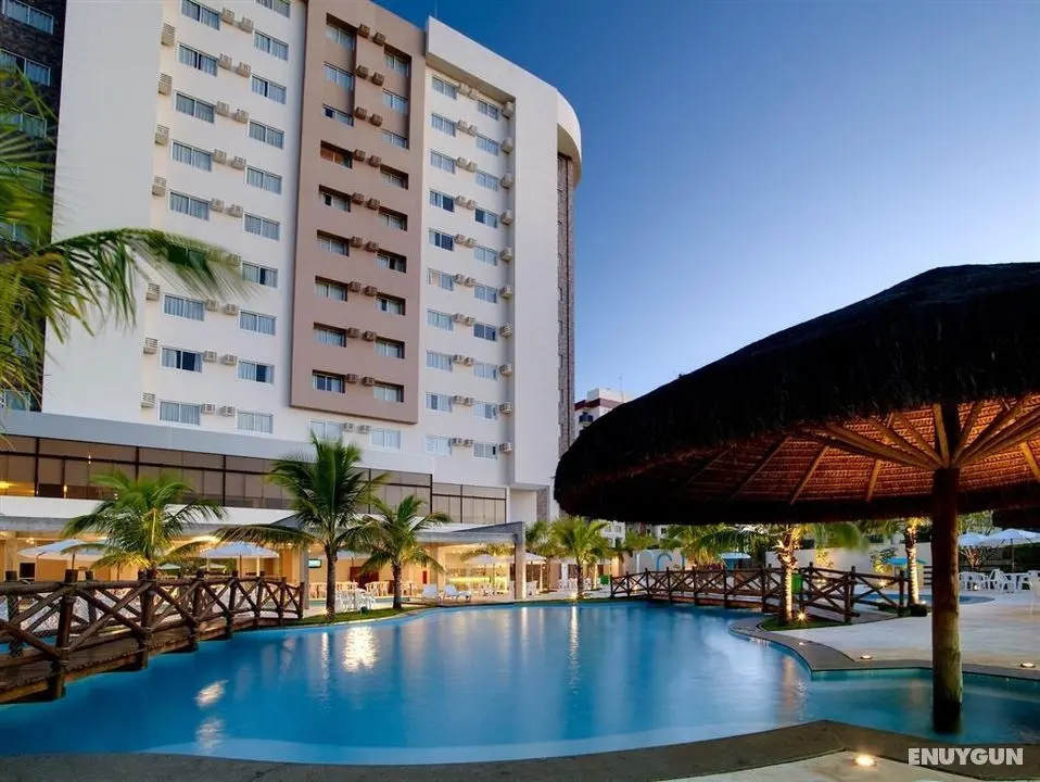 Best Western Suites Le Jardin Caldas Novas - Havuz