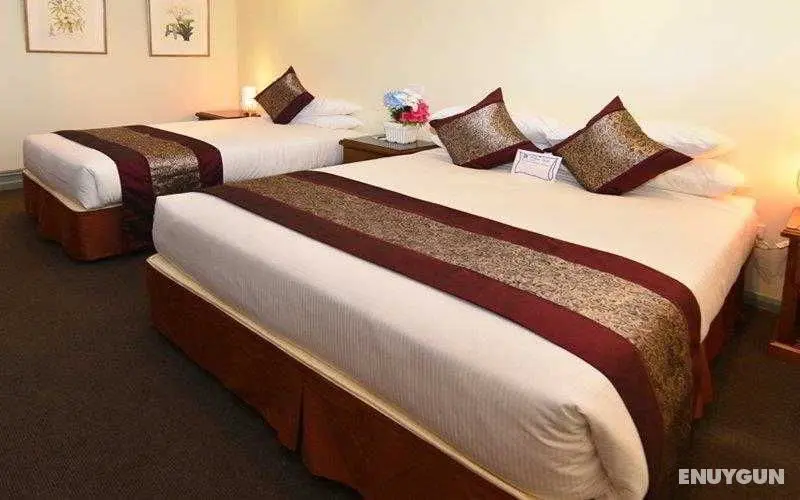 Best Western Twin Towers Inn - Genel