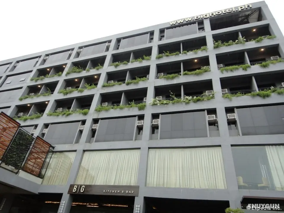 Big Hotel - Dış Mekan