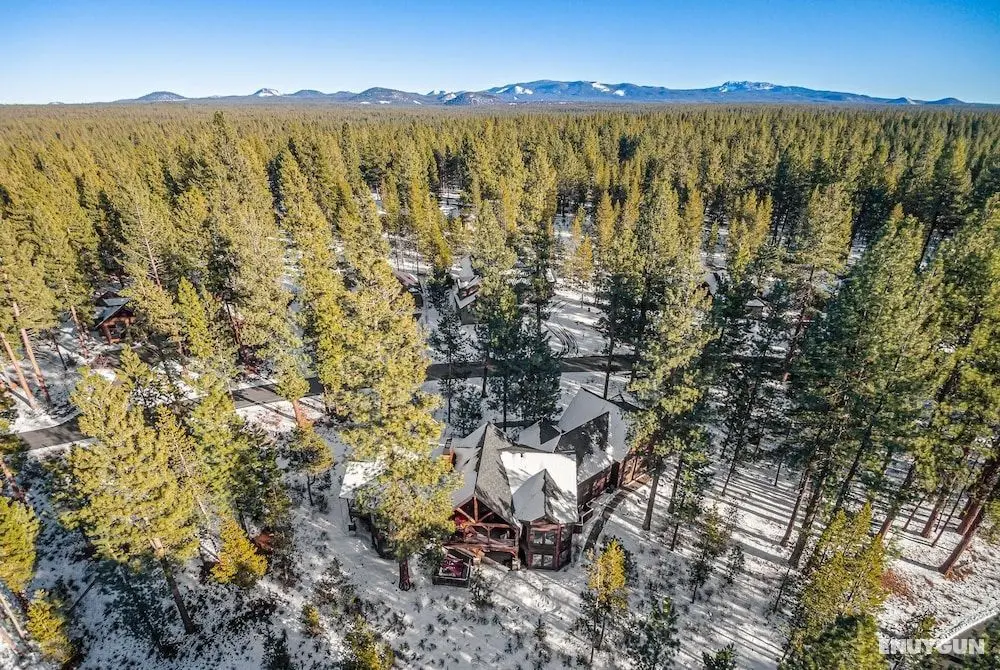 Big Pine by Avantstay Stunning Secluded Oregon Home w/ Hot Tub - İç Mekan