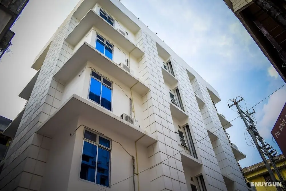 Hotel Biswanath - Dış Mekan