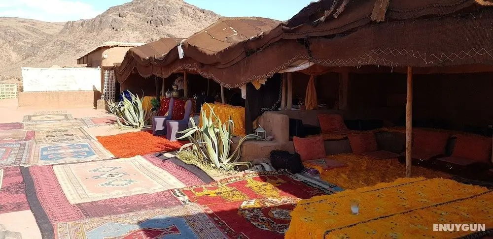Bivouac des aigles - Öne Çıkan Resim
