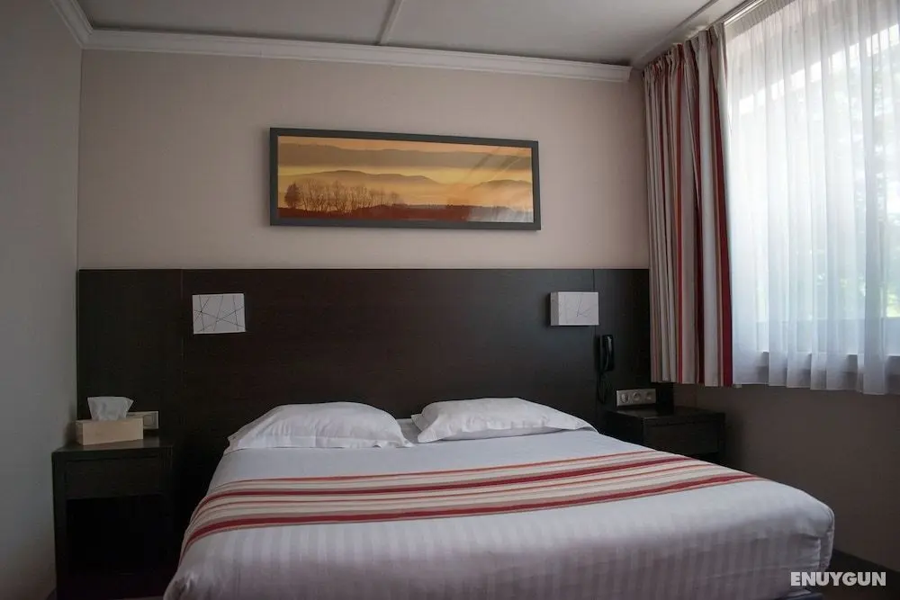 Hotel Black and Green - Oda