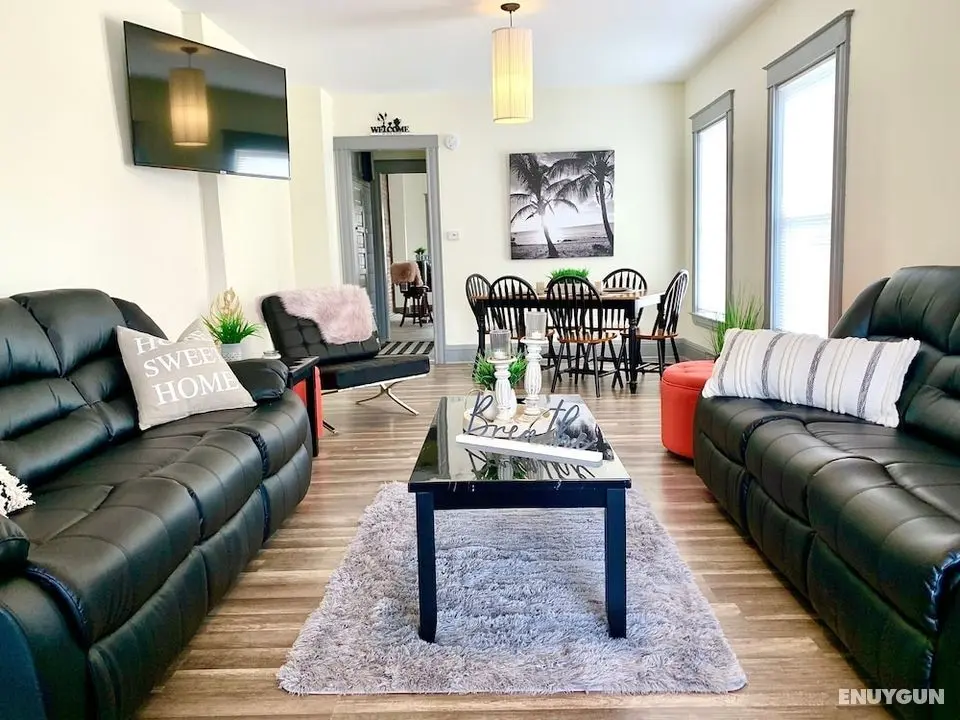 The Blackjack Duplex - Private Yard & Parking, Near Falls & Casino by Niagara Hospitality - Öne Çıkan Resim